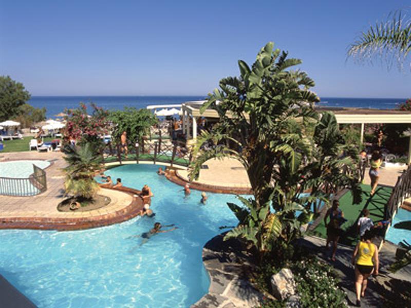 Calypso Beach 4*